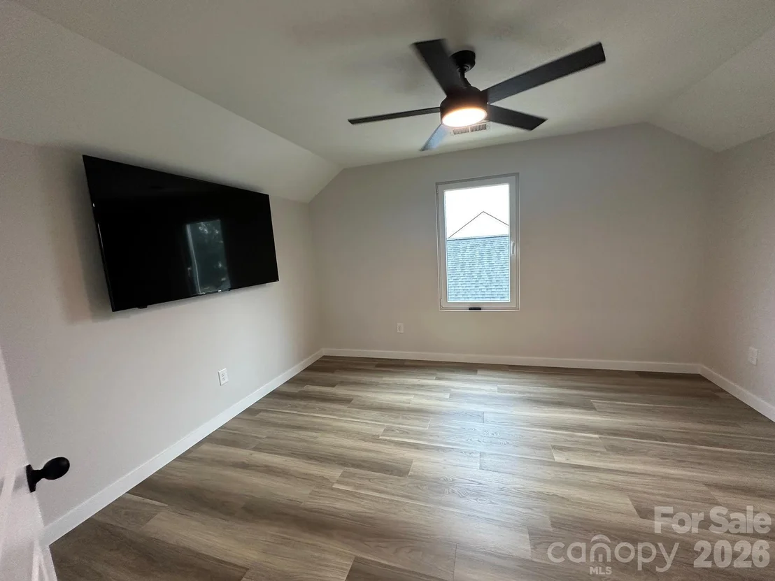 Photo of 138 Lowe Road