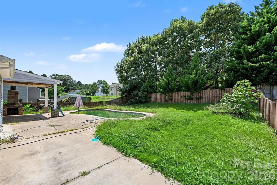 Photo of 2122 Gillette Drive