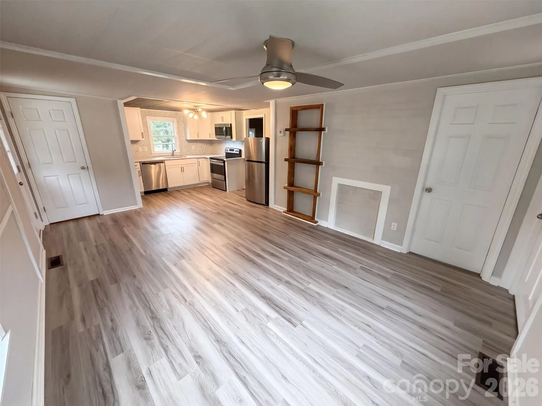 Photo of 103 Southside Circle