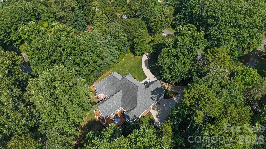 Photo of 675 Heather Drive