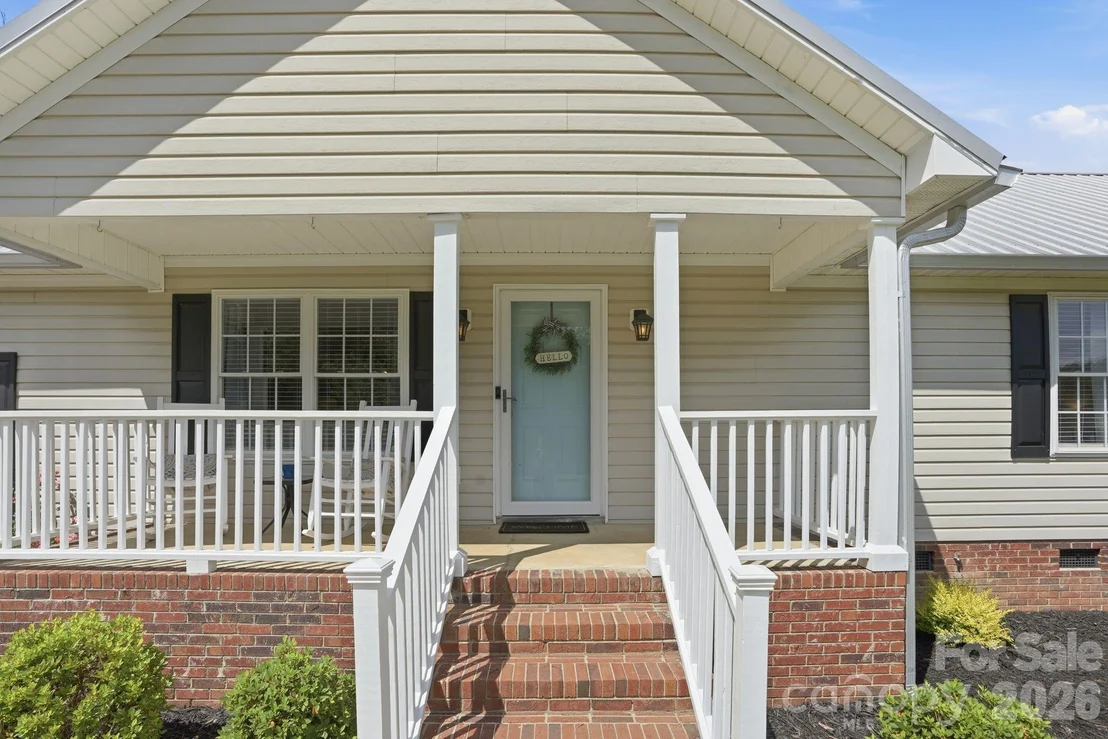 Photo of 142 Sam Bailes Boulevard