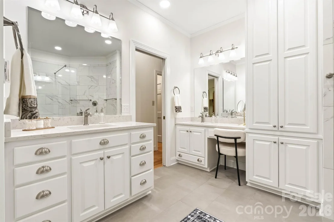 Photo of 675 Heather Drive