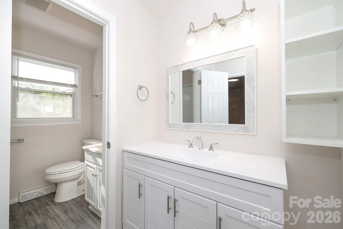 Photo of 5001 Springview Road