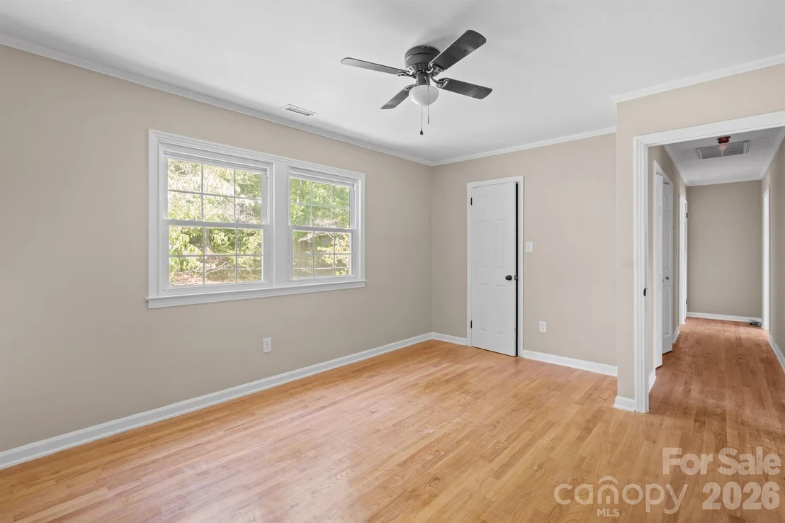 Photo of 755 Cumberland Circle