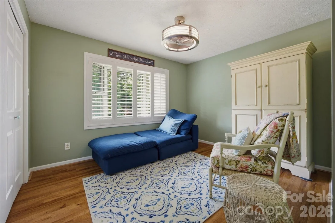 Photo of 232 Westwood Drive