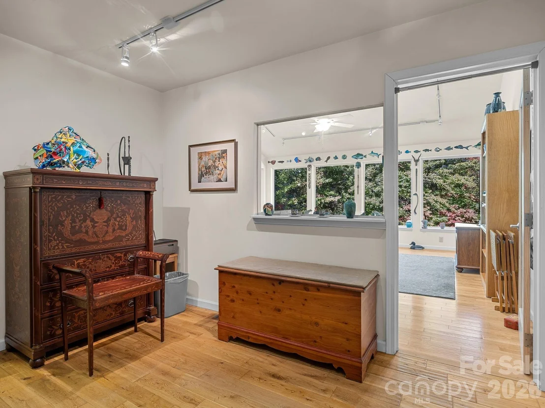 Photo of 160 Caledonia Road