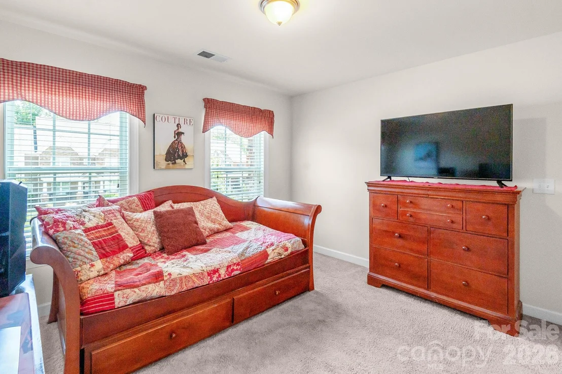 Photo of 2083 Topaz Plaza
