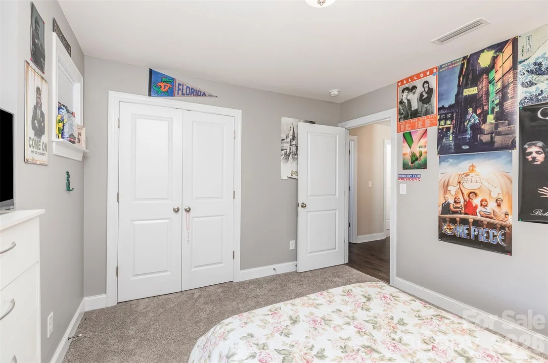 Photo of 128 Longleaf Drive