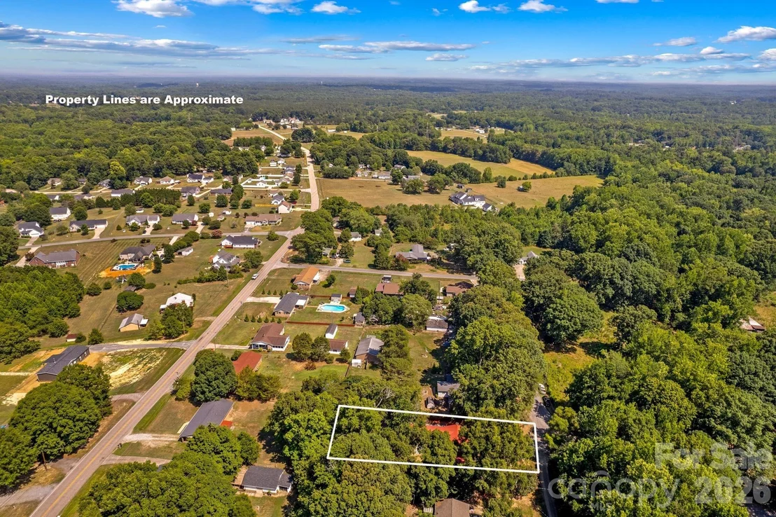 Photo of 320 Miller Drive
