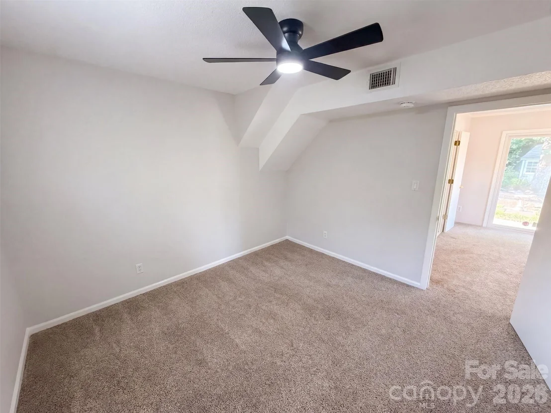 Photo of 1030 Mclaughlin Drive