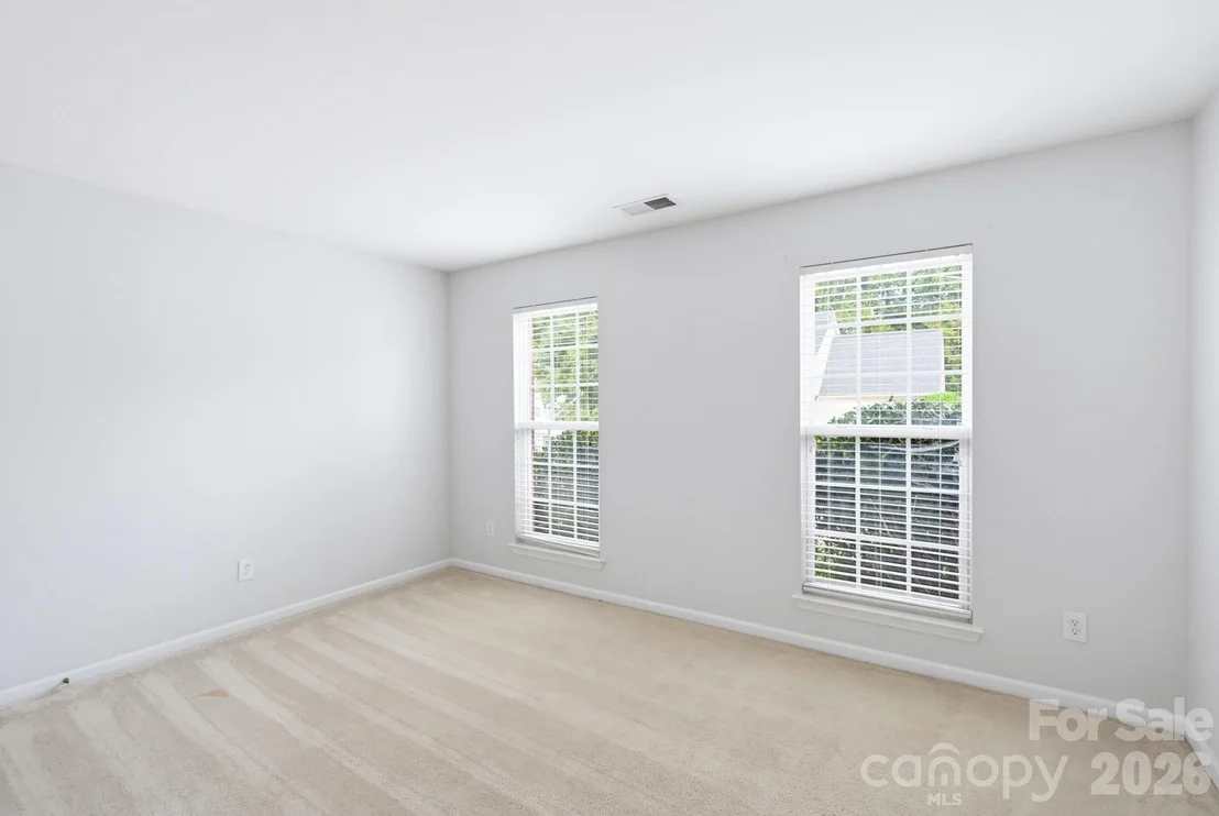 Photo of 13330 Edgetree Drive
