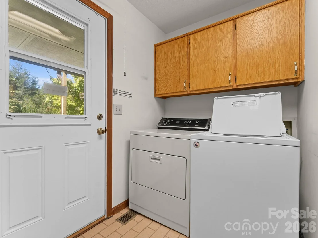 Photo of 220 Wingfield Way