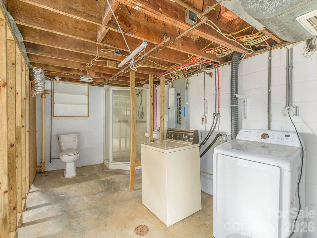 Photo of 135 Patton Avenue