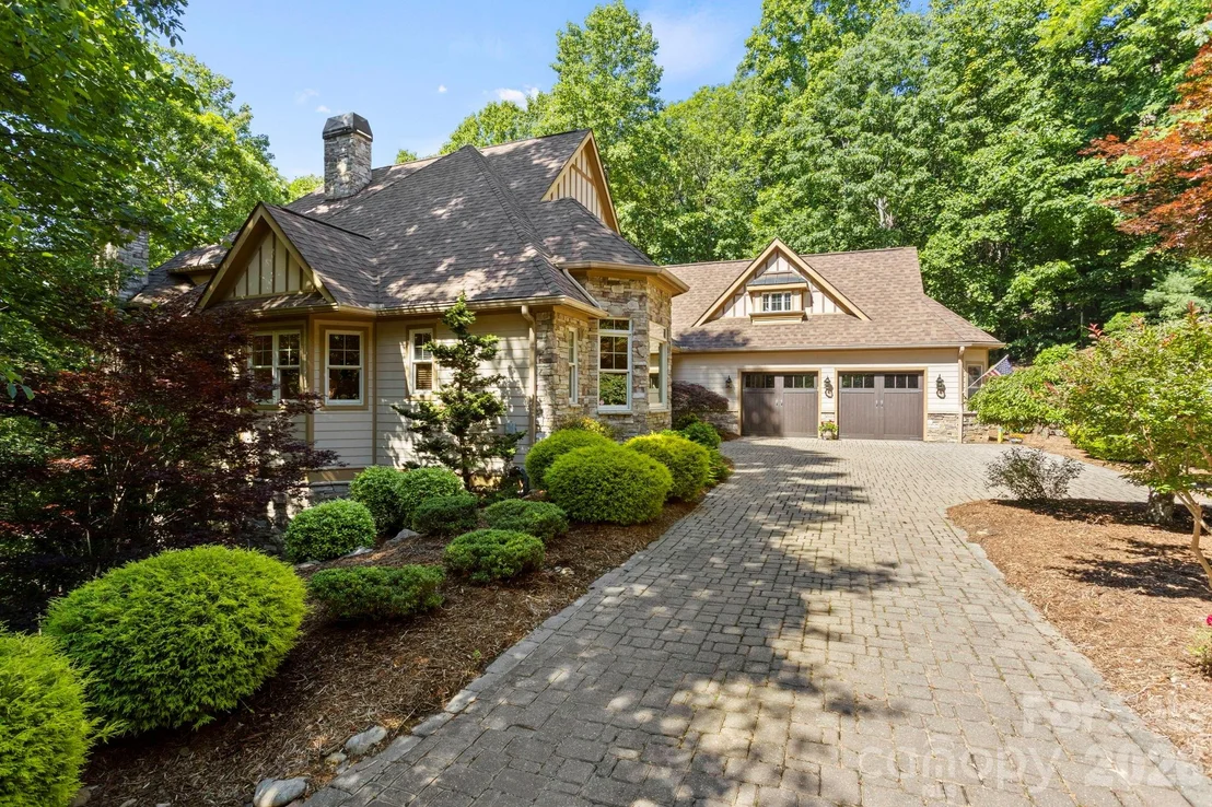 Photo of 132 Pinnacle Peak Lane