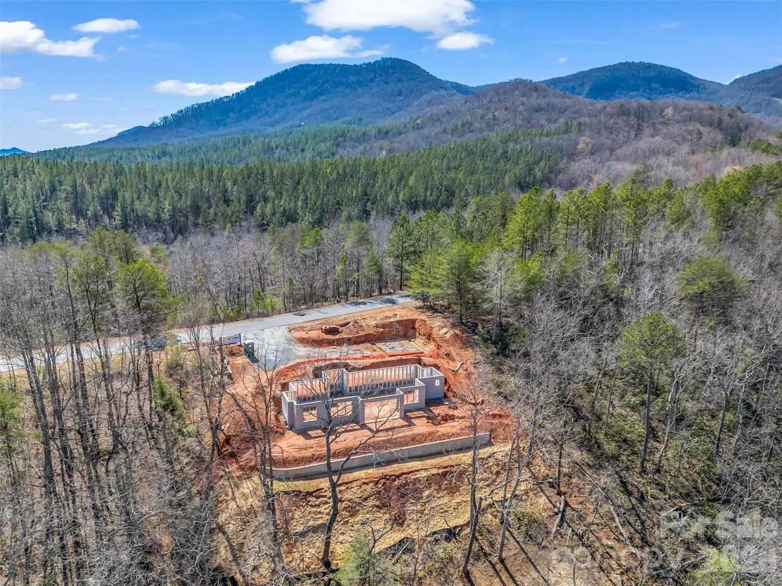 Photo of 2015 Deep Gap Farm Road W