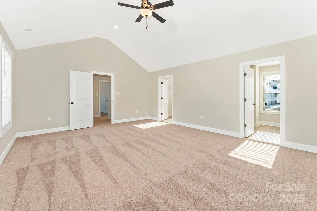 Photo of 3447 Robindale Drive
