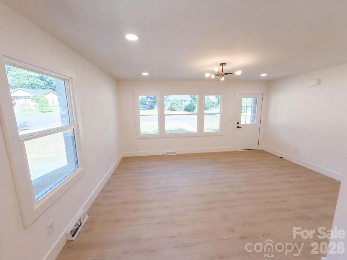 Photo of 4200 Abbeydale Drive