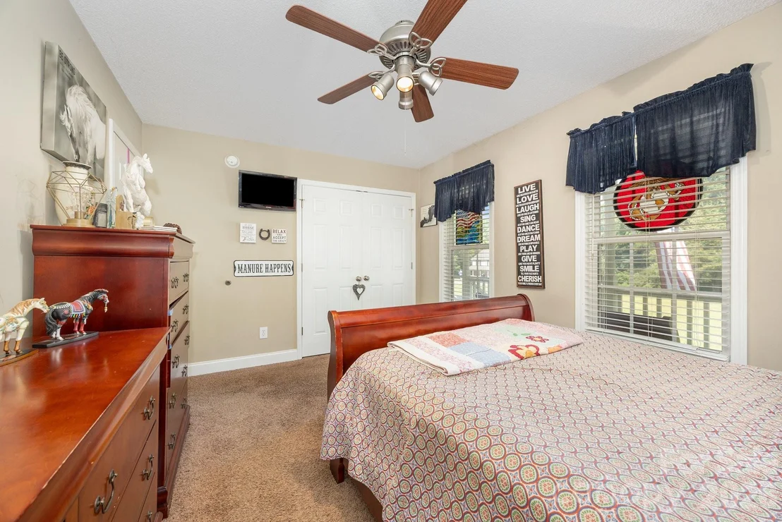 Photo of 715 Candlewick Drive