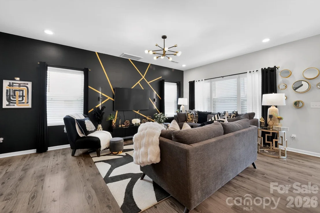 Photo of 1101 Freeman View Drive