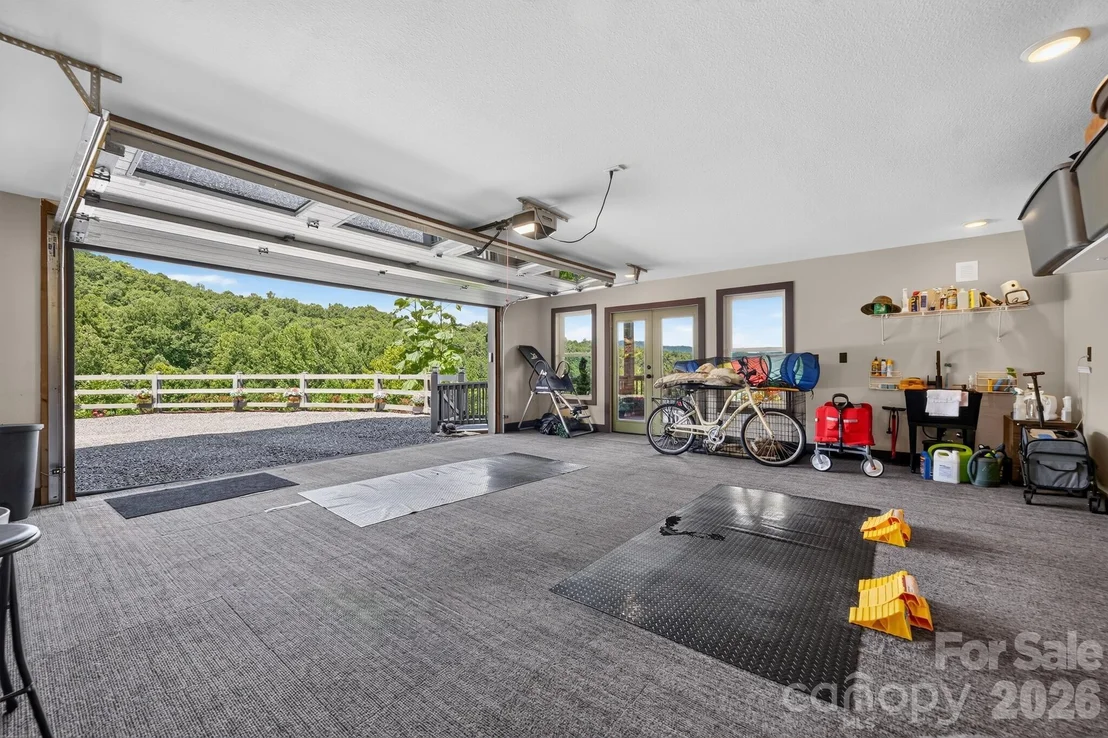 Photo of 100 Brookstone Mountain Trail