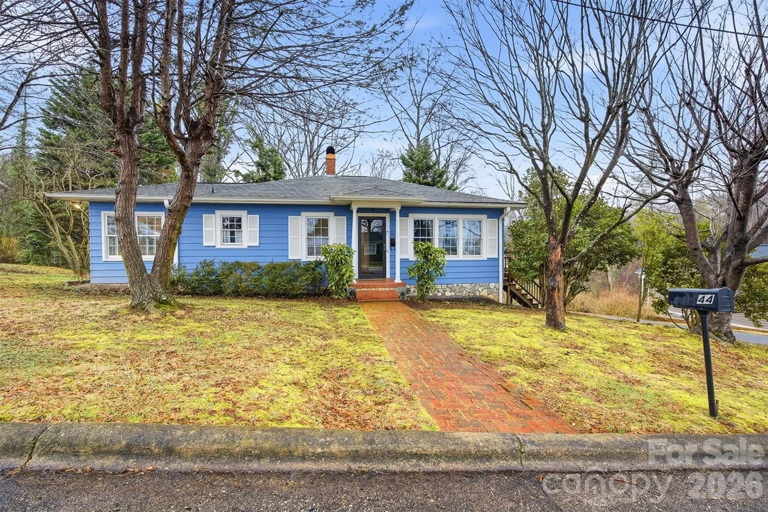 Photo of 44 Forest Avenue