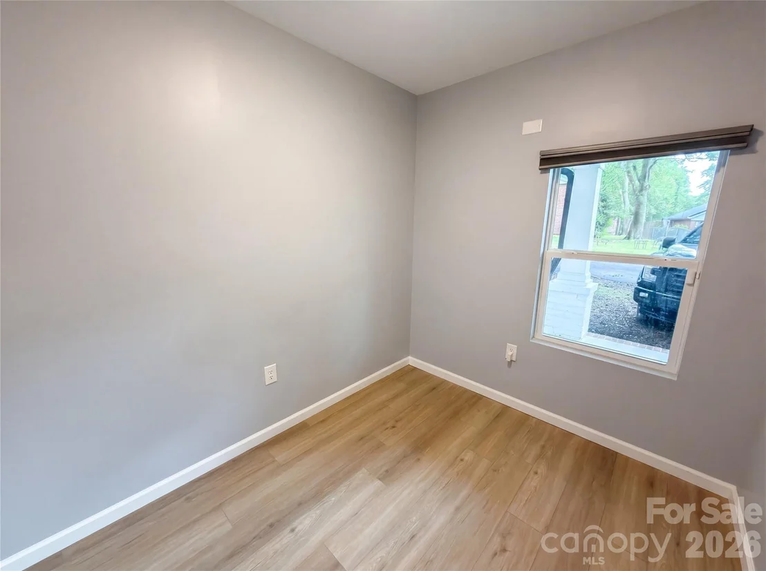 Photo of 1013 Elm Street