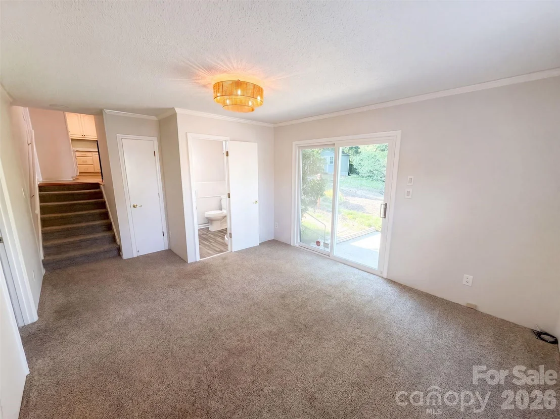 Photo of 1030 Mclaughlin Drive