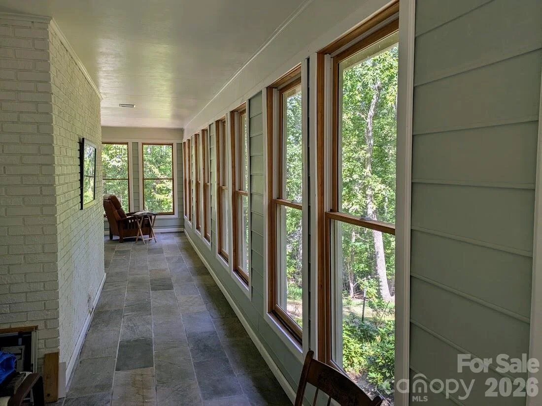 Photo of 675 Fox Run Lane