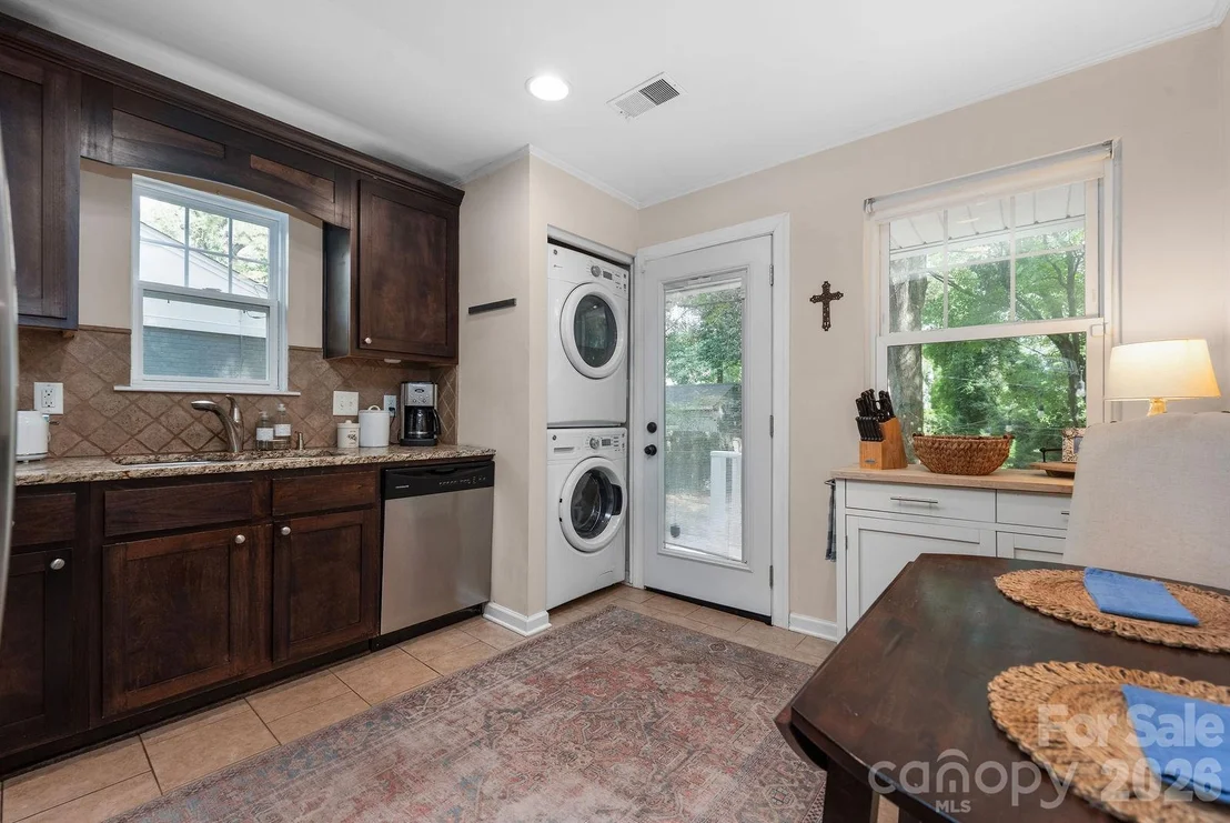 Photo of 4805 Murrayhill Road