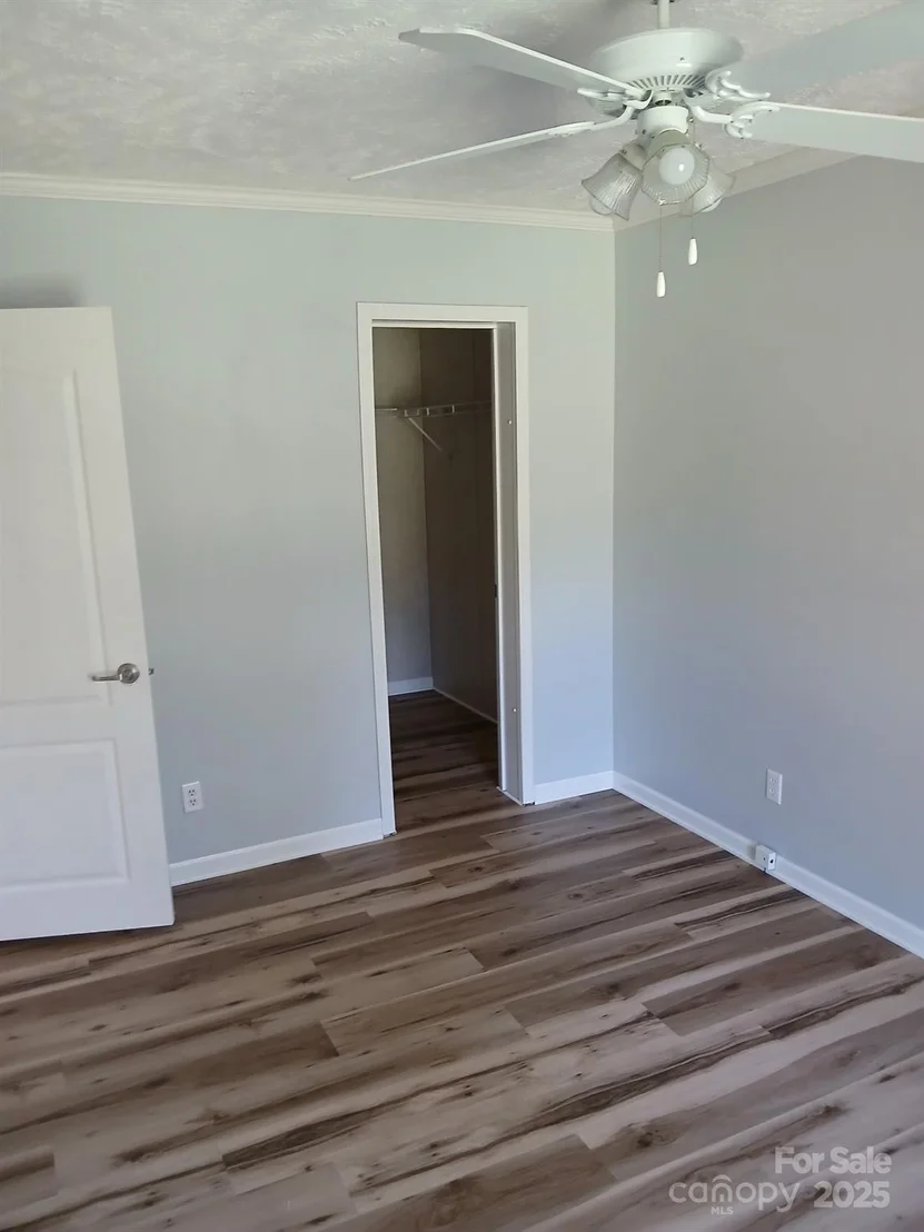 Photo of 218 Muldoon Lane