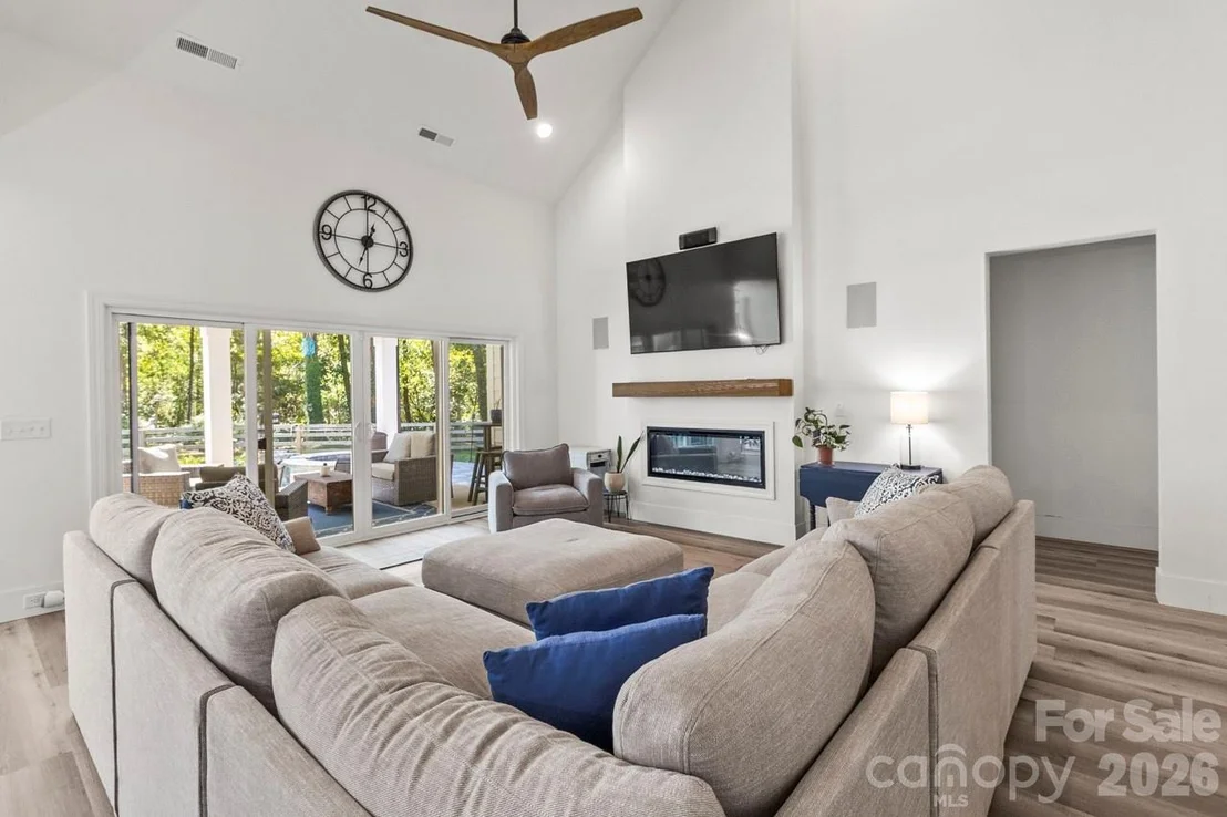 Photo of 1796 Cranwell Drive