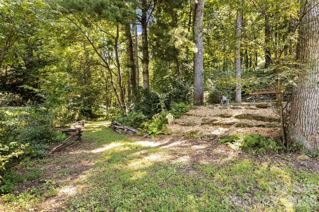 Photo of 400 Laurel Drive