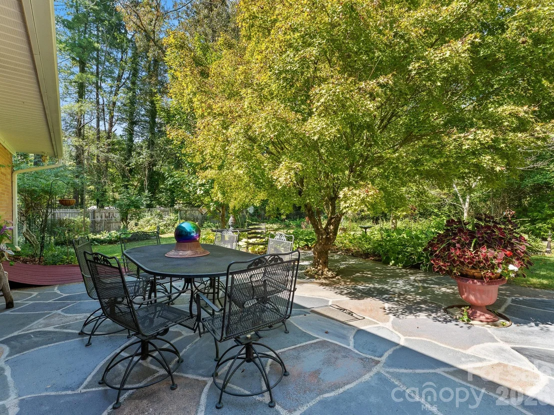 Photo of 51 Parkview Drive