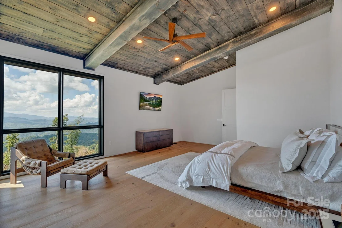 Photo of 294 Silver Eagle Trail