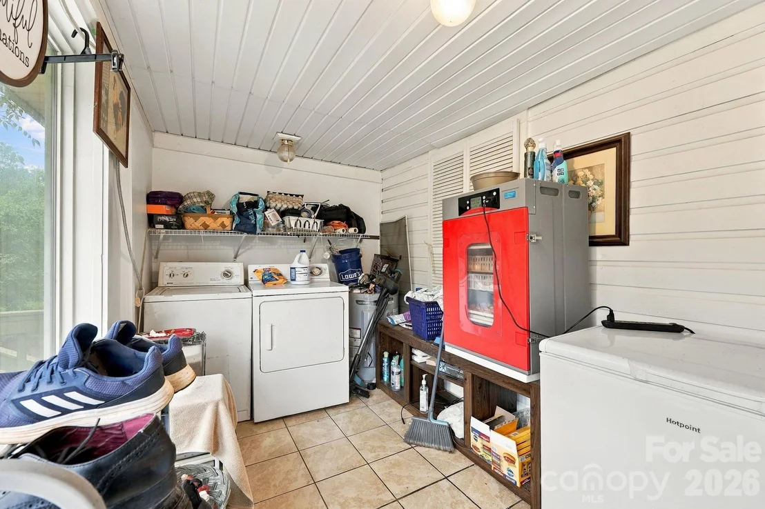 Photo of 250 Circus Trail