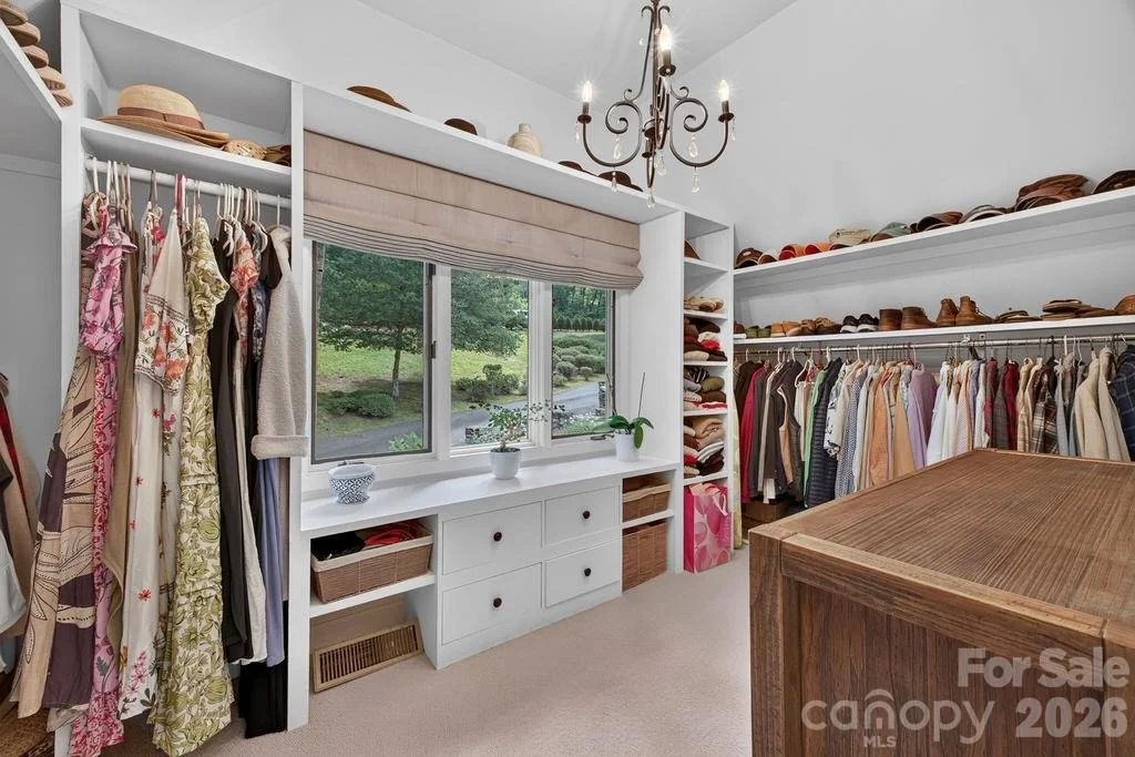 Photo of 865 Haven Drive