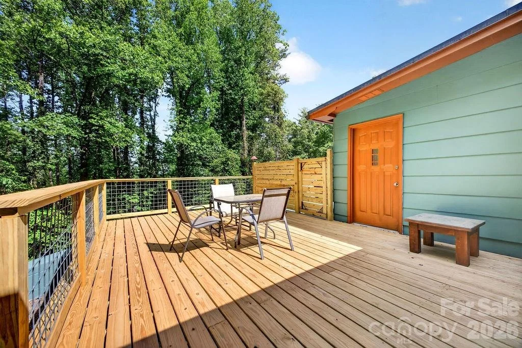 Photo of 147 Longview Drive