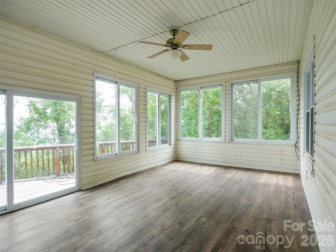 Photo of 386 Arrowhead Trail