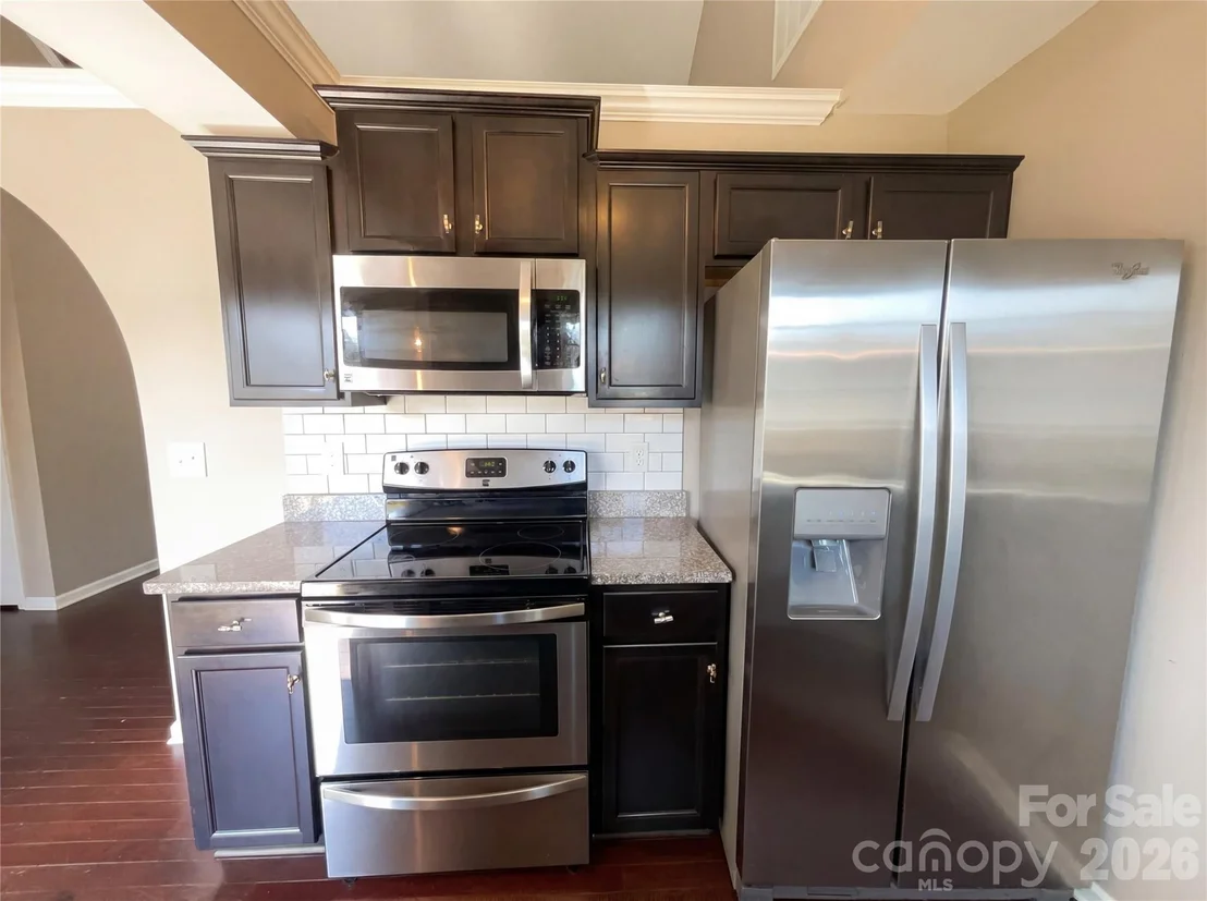 Photo of 1328 Centennial Drive