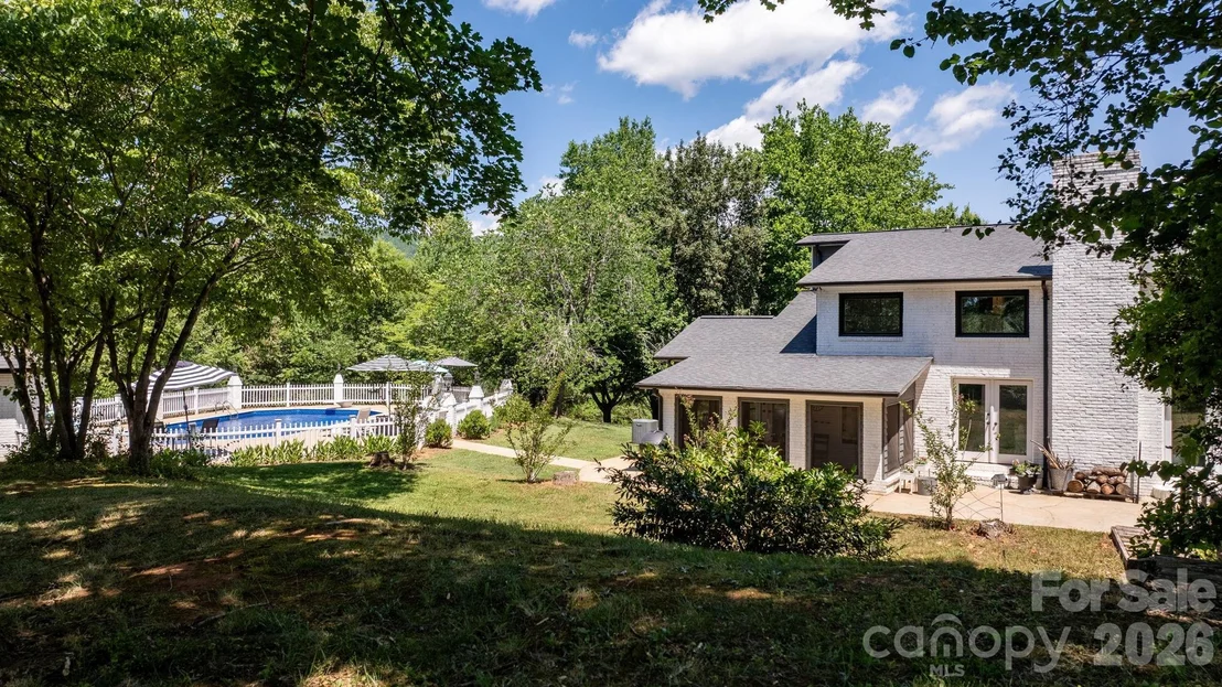 Photo of 1314 Shirebourn Drive