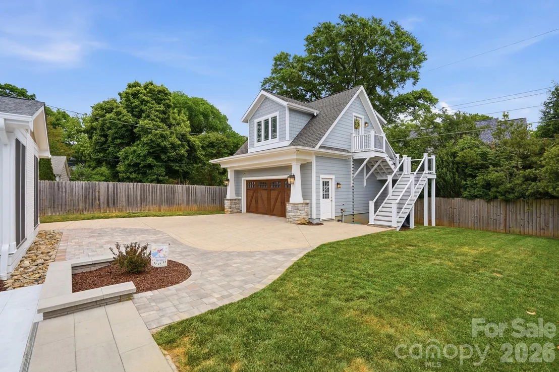 Photo of 2501 Marshall Place