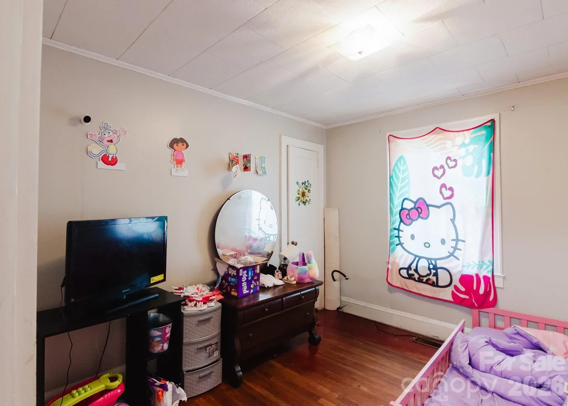 Photo of 303 Myrtle Avenue