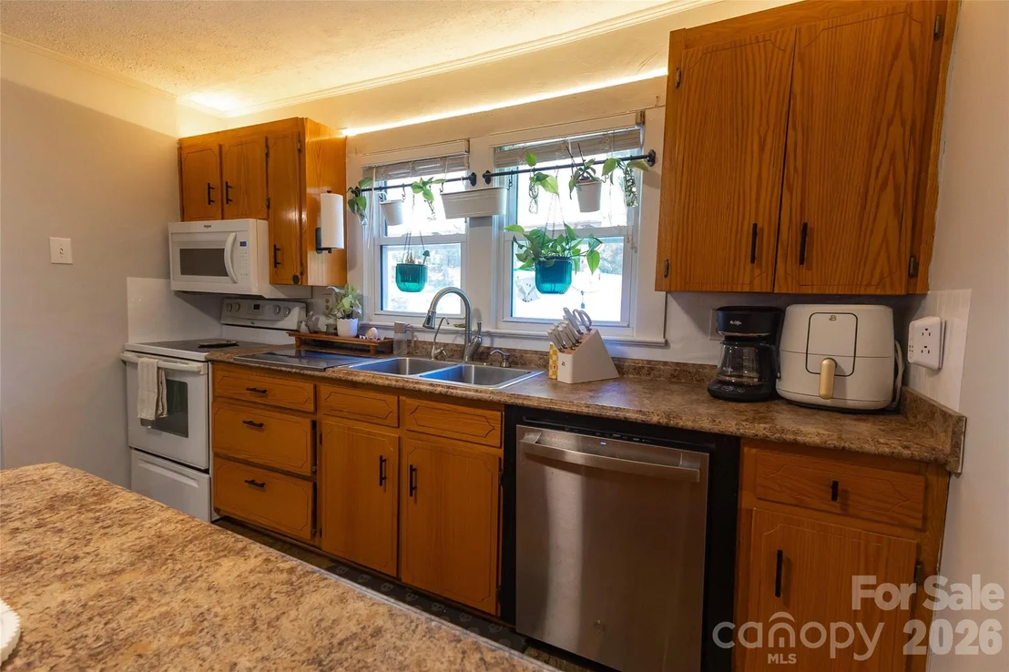 Photo of 3780 Cook Road