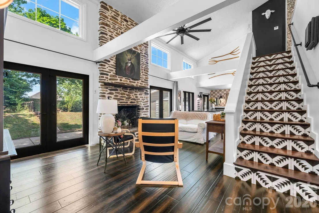 Photo of 1314 Shirebourn Drive