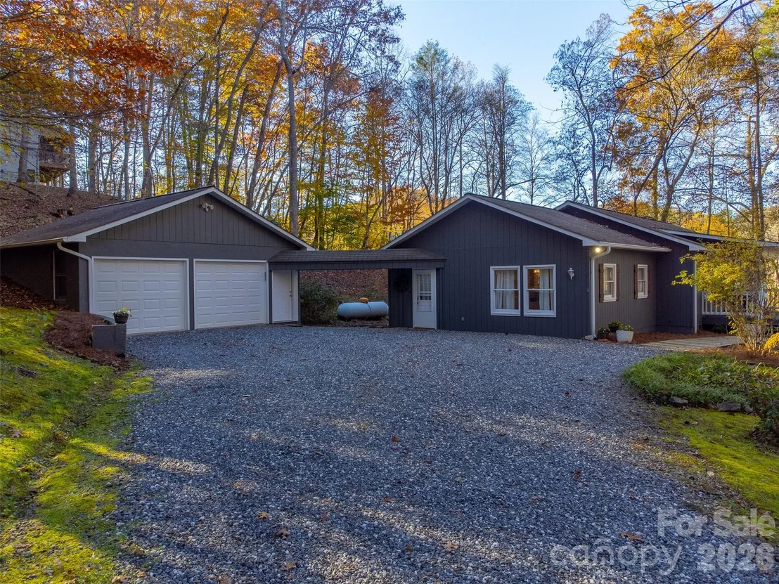 Photo of 115 Indian Trail