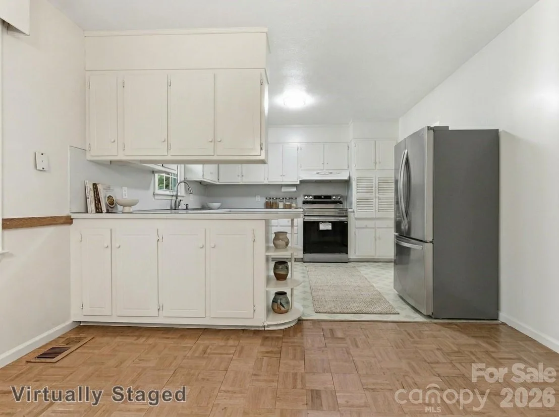 Photo of 123 Castleton Lane