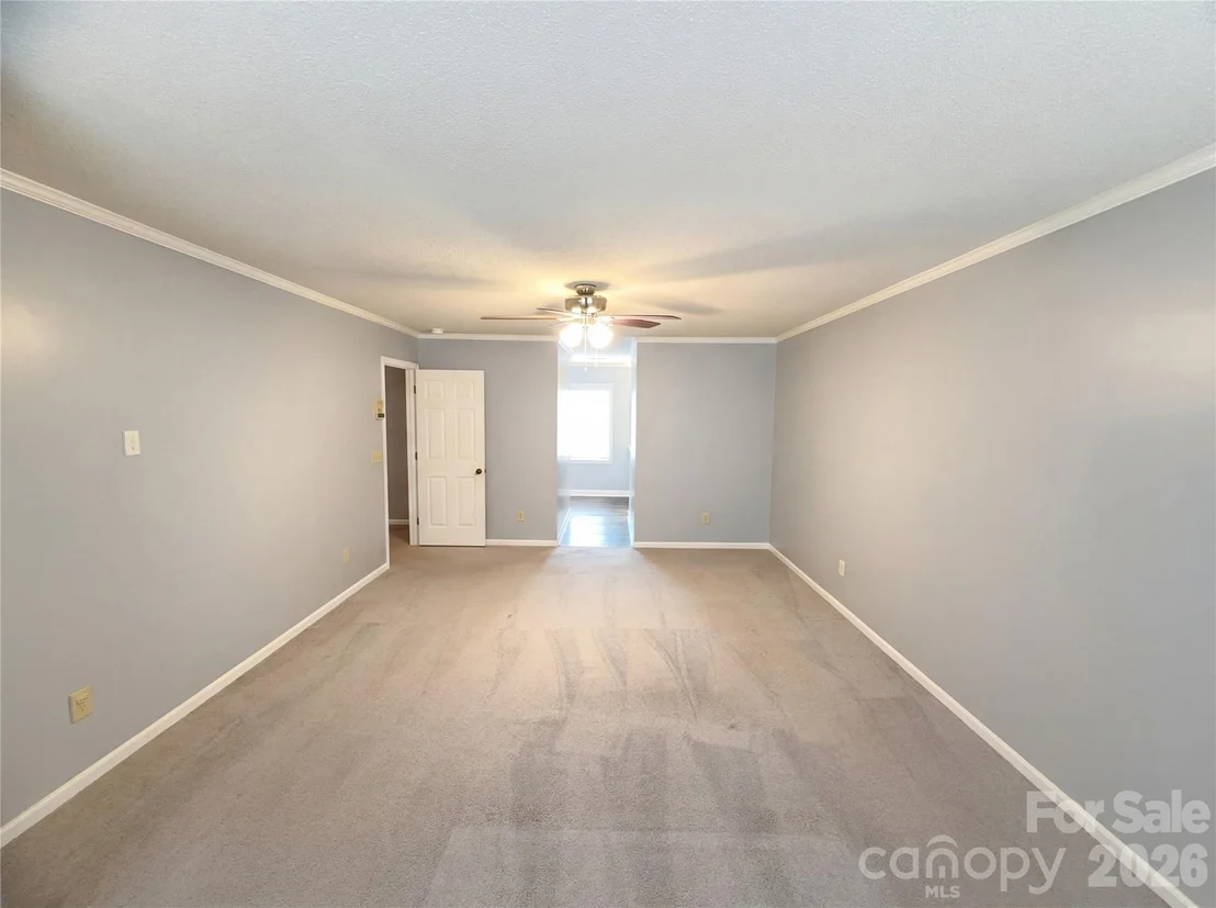 Photo of 3029 Southampton Circle