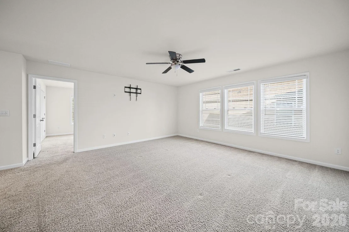 Photo of 695 Belle Grove Drive