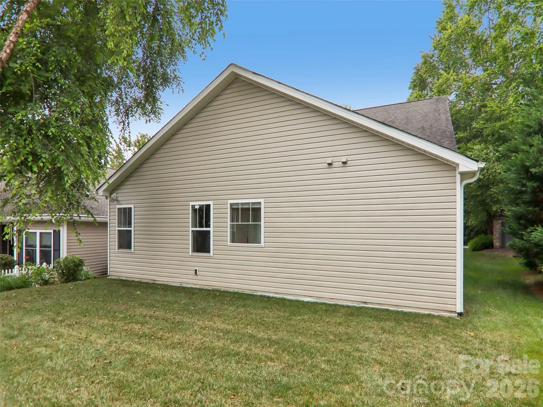 Photo of 11 Eagle Pointe Way