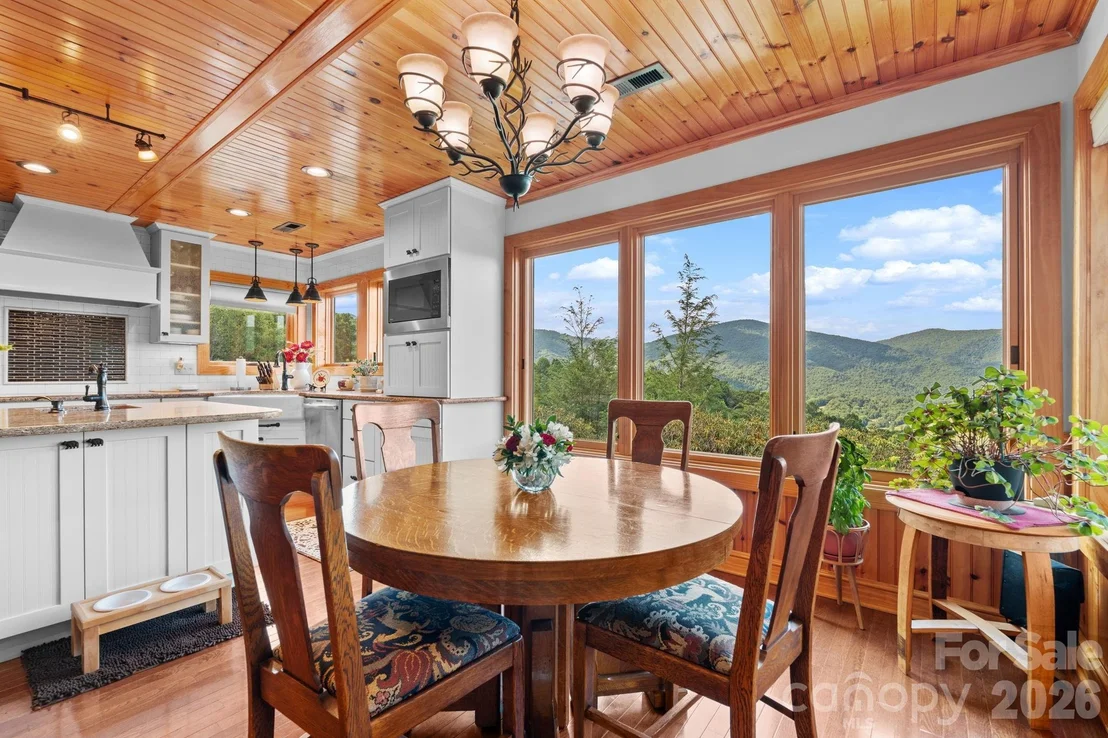 Photo of 1013 Perry Road